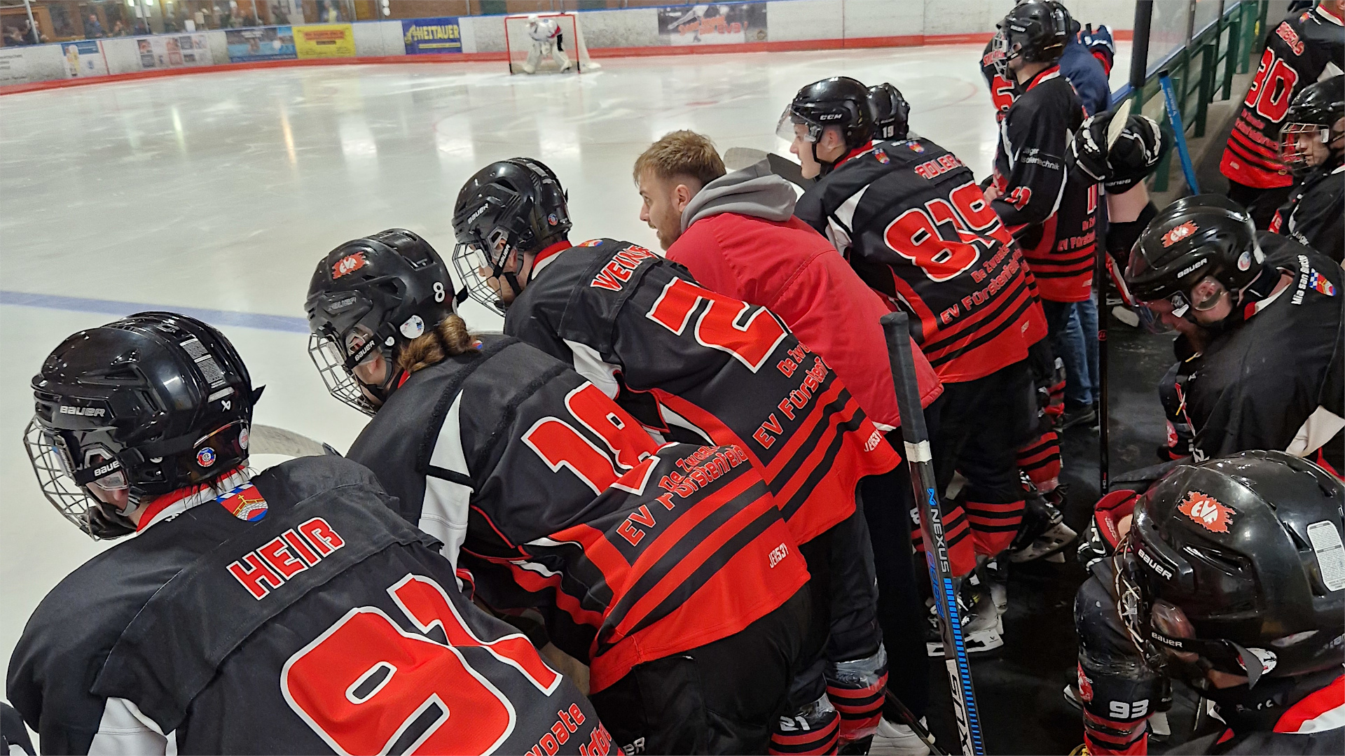 Die 1b des EVF beim Auftaktspiel in Berchtesgaden