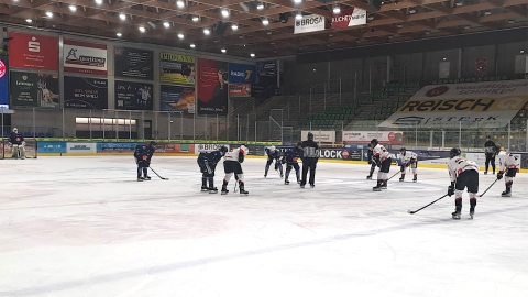 Bully zwischen dem EV Fürstenfeldbruck und dem EVR am 06.02.2026